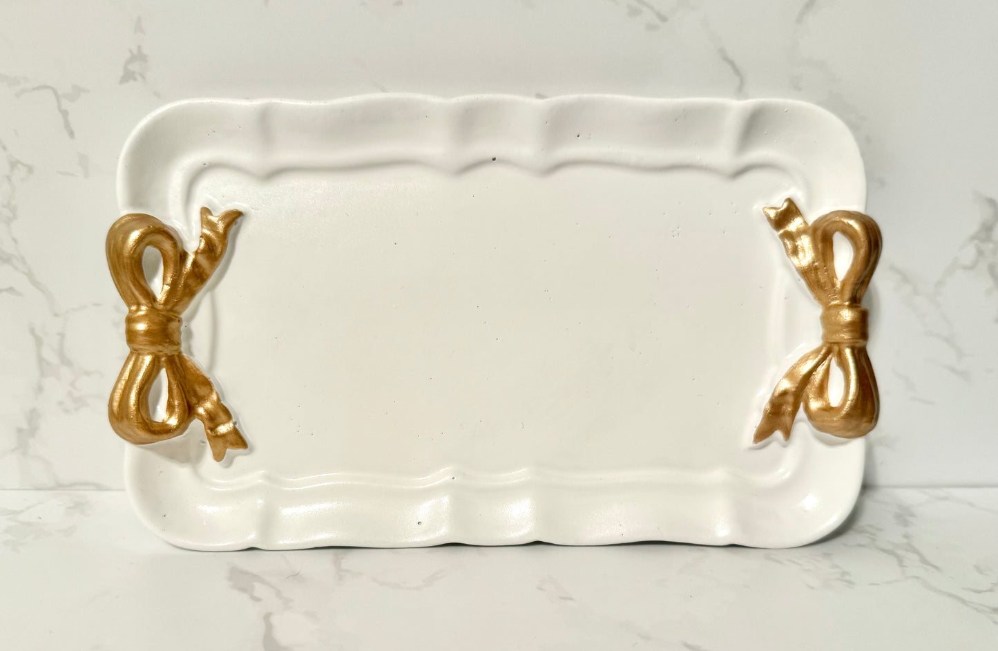 Bow jewelry tray